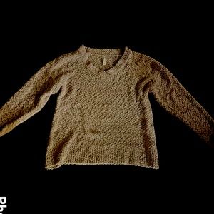 Gray. Pebbled. Women’s Sweater